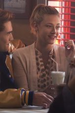 Riverdale Season 1 Episode 1