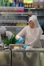 Street Food Season 1 Episode 8