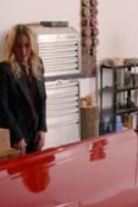 Dead to Me Season 1 Episode 8